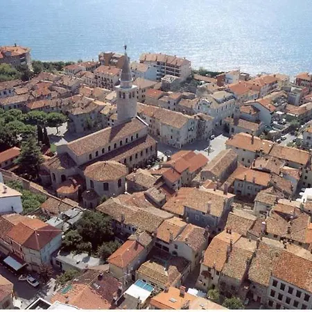 Galleria Excelsior Lejlighed Grado